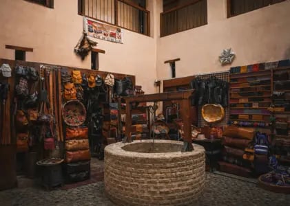 03. Dahaga Akan Makna: Melampaui Homo Consumens Menuju Homo Religiosus