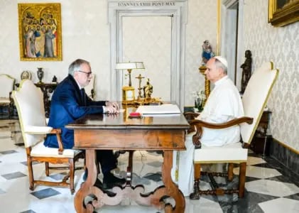 06. Metodologi Penulisan: Sintesis Hermeneutika Spiritual dan Analisis Psikodinamika