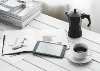 Pers, Anak Muda dan Kekuasaan